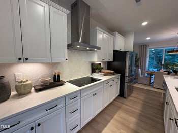 6040 Dunzo Dr, Raleigh, NC 27617